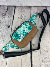 Load image into Gallery viewer, Floral Crossbody Bag
