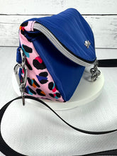 Load image into Gallery viewer, The Dilara Crossbody Pattern