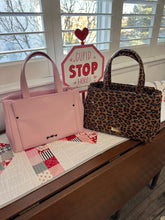 Load image into Gallery viewer, Charyn Handbag
