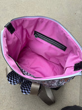 Load image into Gallery viewer, Nomad Overnight Bag
