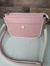 Load image into Gallery viewer, Rainier Crossbody Bags
