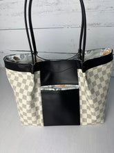 Load image into Gallery viewer, Candlewood Tote
