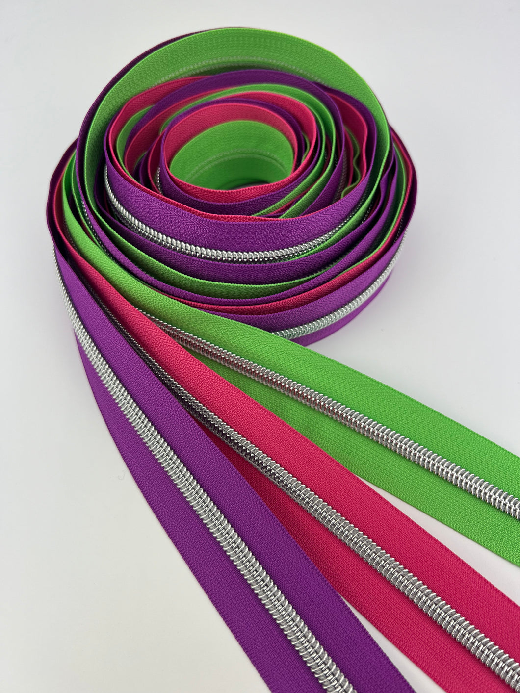 #5 Nylon Zipper Pack- Shamrock/Magenta/Hot Pink