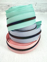 Load image into Gallery viewer, #5 Nylon Zipper Pack- Periwinkle Haze/Calypso Blue/Blush Pink
