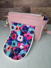 Load image into Gallery viewer, Rainier Crossbody Bags
