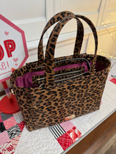 Load image into Gallery viewer, Charyn Handbag
