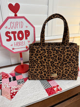 Load image into Gallery viewer, Charyn Handbag
