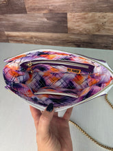 Load image into Gallery viewer, Rainier Crossbody Bags
