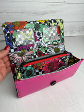 Load image into Gallery viewer, The Ellie Wallet
