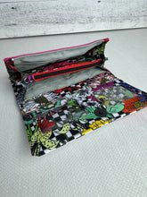 Load image into Gallery viewer, The Ellie Wallet
