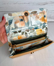 Load image into Gallery viewer, The Ellie Wallet
