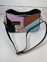 Load image into Gallery viewer, Veronica Handbag

