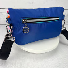 Load image into Gallery viewer, The Dilara Crossbody Pattern
