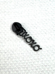 #5 Nylon Zipper Pulls: XOXO