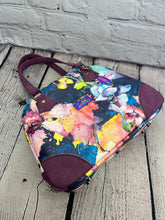 Load image into Gallery viewer, Purple Delight Bowler Bag
